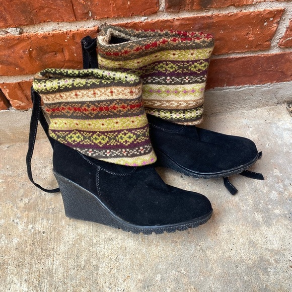 Womens 8.5 Mocassin Southwestern Boho Black Wedge Boots - Picture 4 of 9